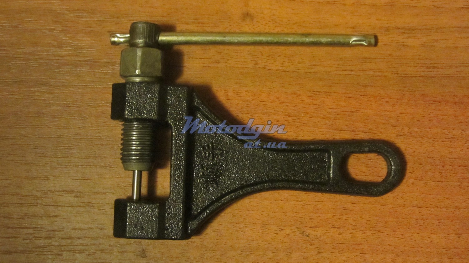 Съемник цепи привода с воротком